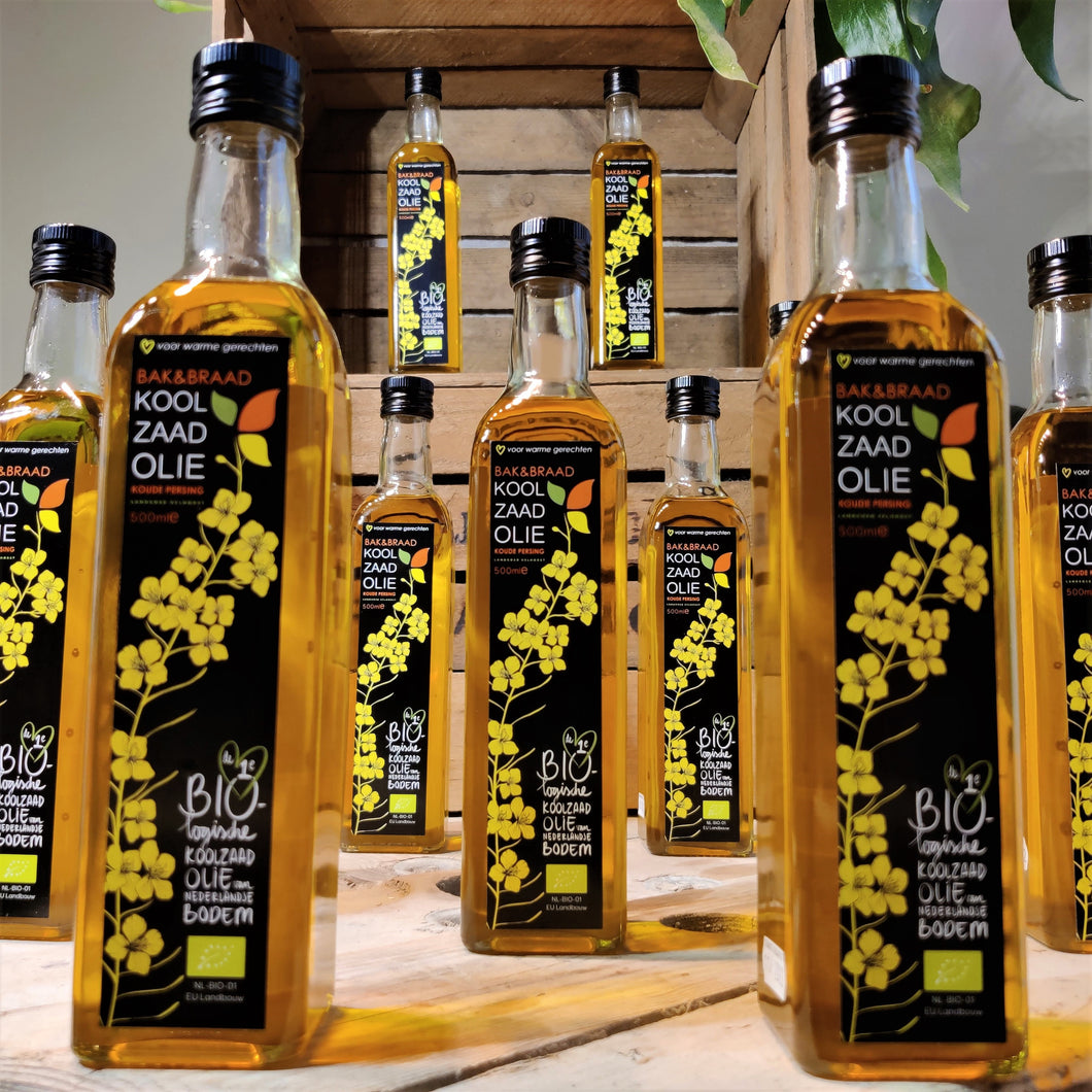 Bottles of rapeseed oil from Velhorst